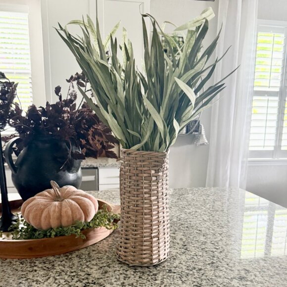 Woven Pitcher - Picture 4 of 10